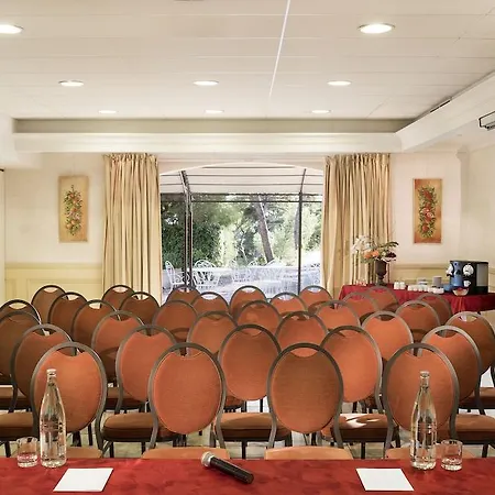 Hotell Grand Des Lecques; Bw Signature Collection 3*