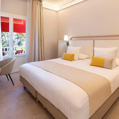 Hotell Grand Des Lecques; Bw Signature Collection Saint-Cyr-sur-Mer