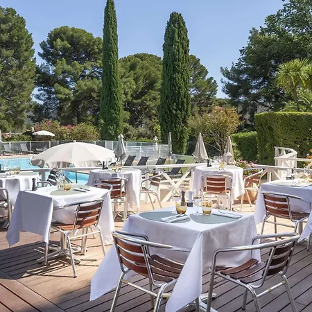 Grand Des Lecques; Bw Signature Collection Hotel