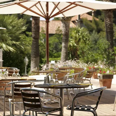Grand Des Lecques; Bw Signature Collection 3*