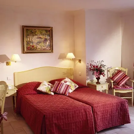 Grand Des Lecques; Bw Signature Collection 3*